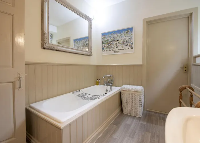 Vakantiehuis The Gamekeeper At Hole Bottom 4