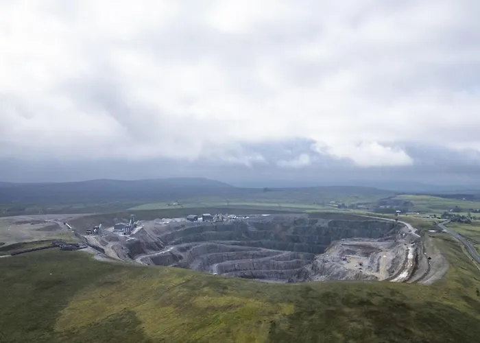 Vakantiehuis The Gamekeeper At Hole Bottom 4 *